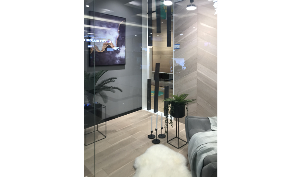 180㎡门店实景展示1